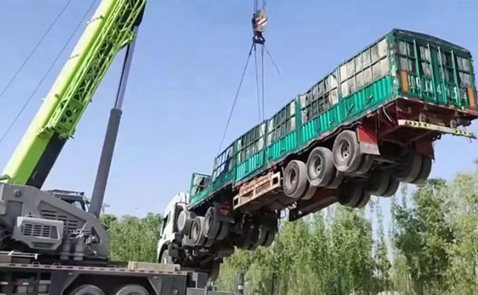 清涧道路脱困救援案例
